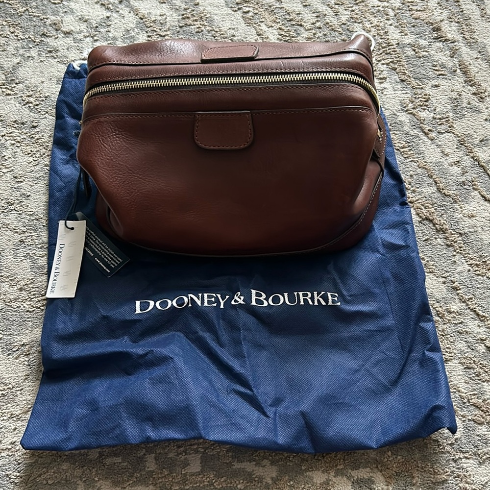 Brown Leather Toiletry Bag